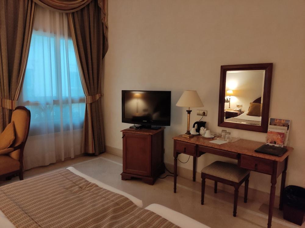 Les Oliviers Palace Sfax Exterior photo